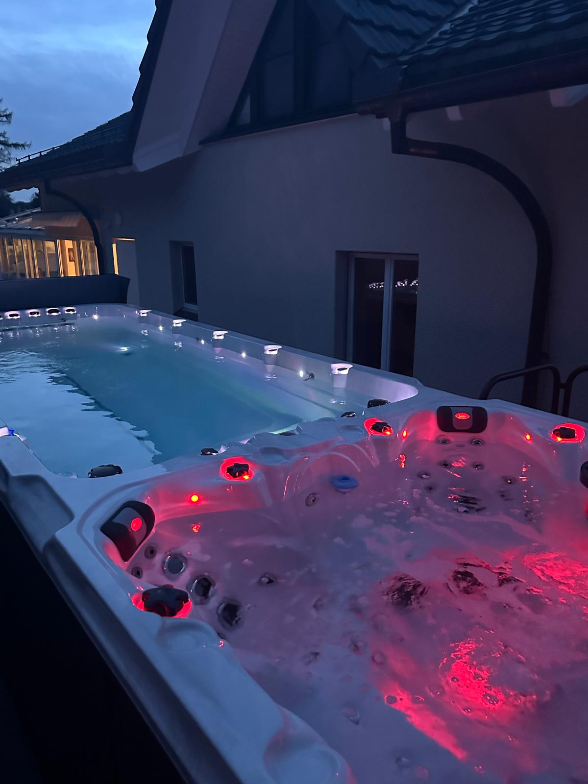 Occasion Swim Spa Vital – Platin-Version (Höhe 152 cm)